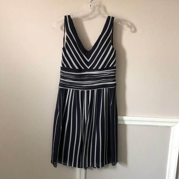 Ann Taylor dress - Picture 2 of 3